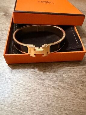 Hermes Clic Black